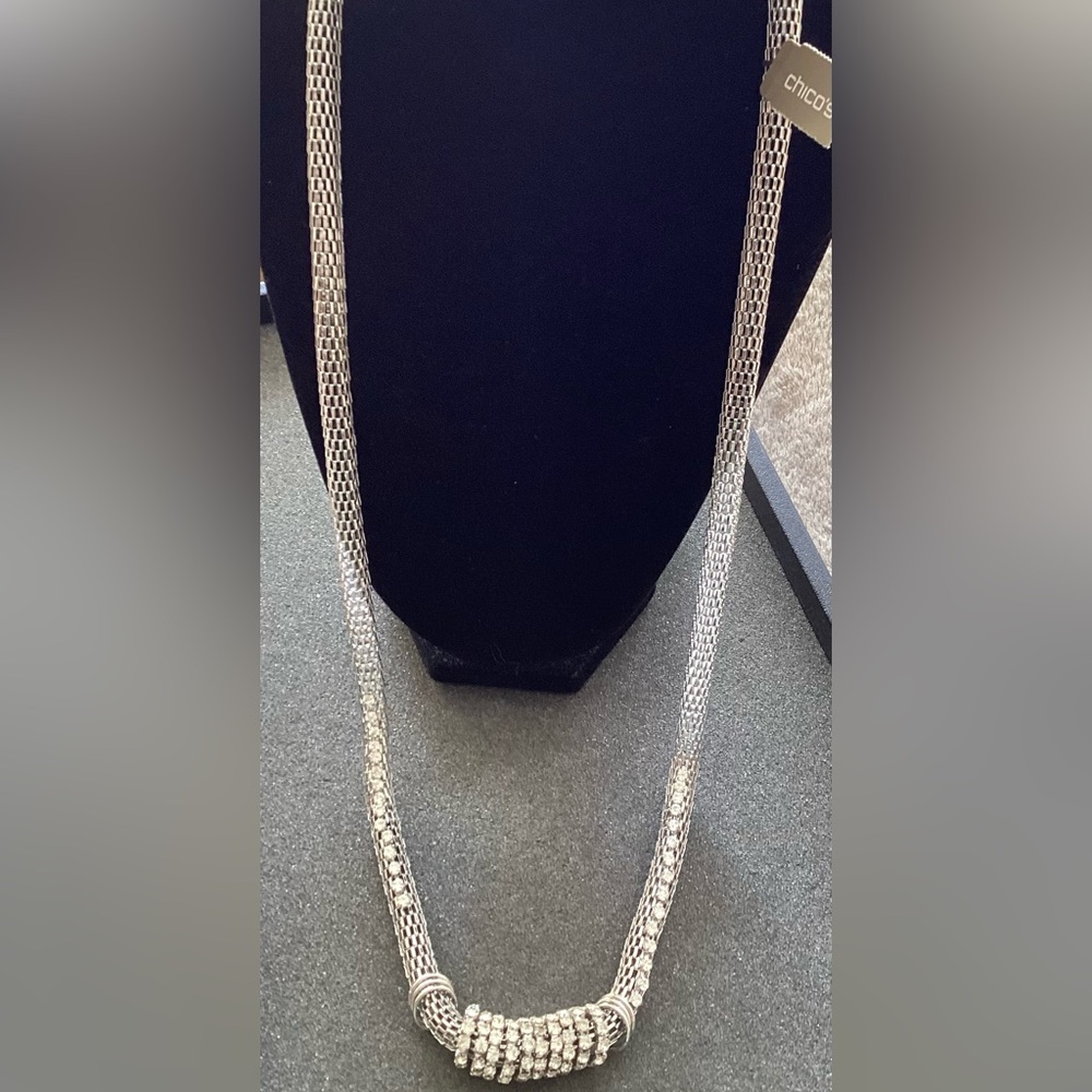 🍁 NWT Chico's Silver Mesh Necklace w/ Crystal Accents.